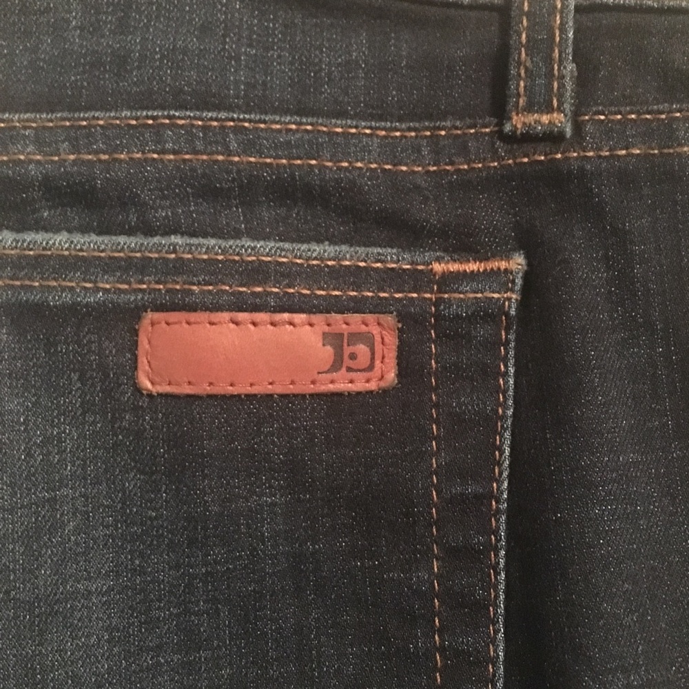 EUC Joe’s Chrissy Jeans